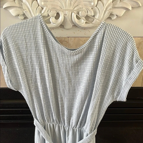 Blue Textured Dress - Picture 2 of 4